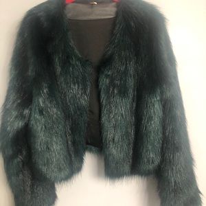 Faux fur Free People green jacket crop